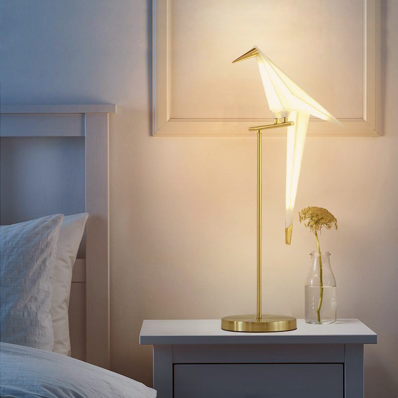 Modern Gold Metal Bird Table Lamp