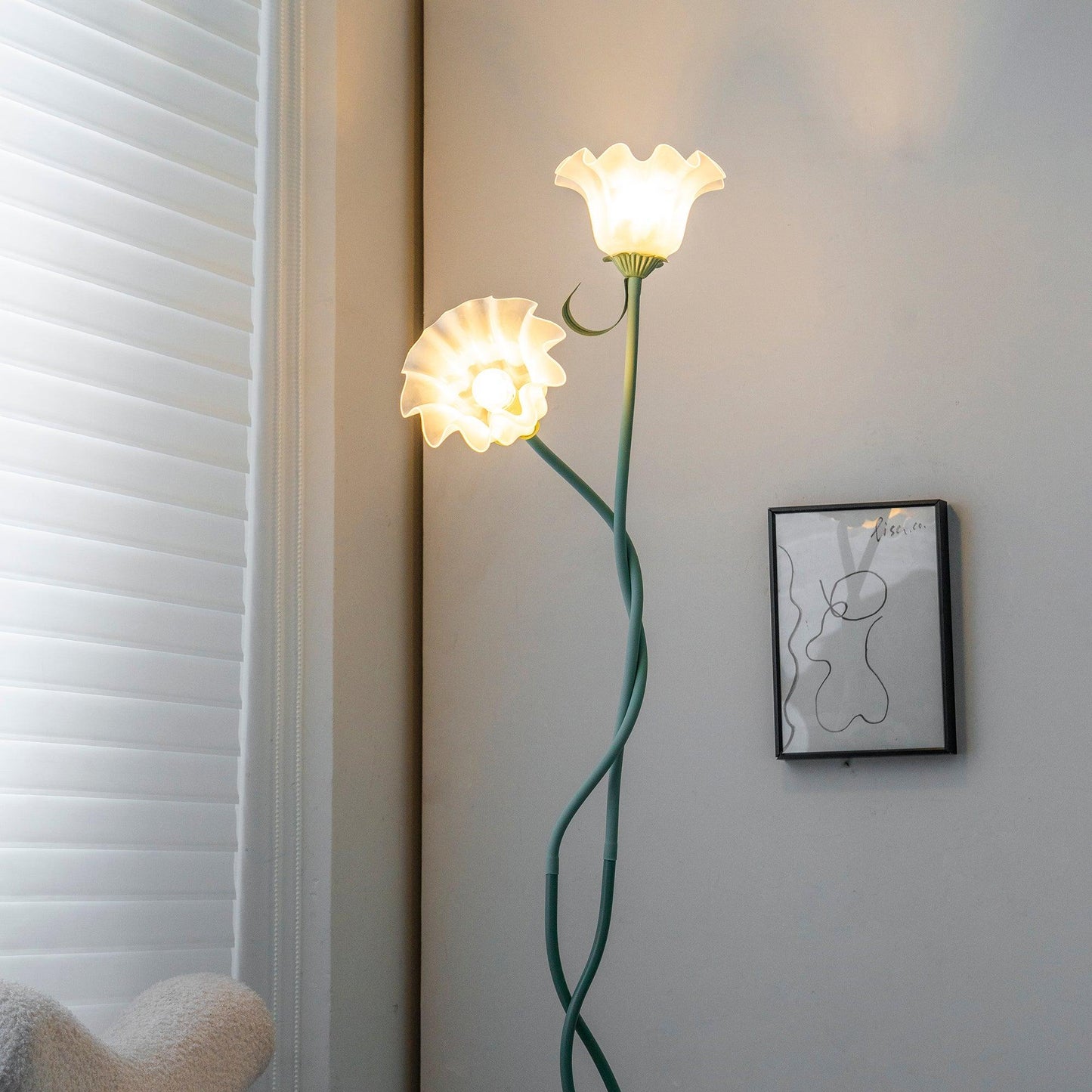 Floor Lamp with Floral Glass Shade Design