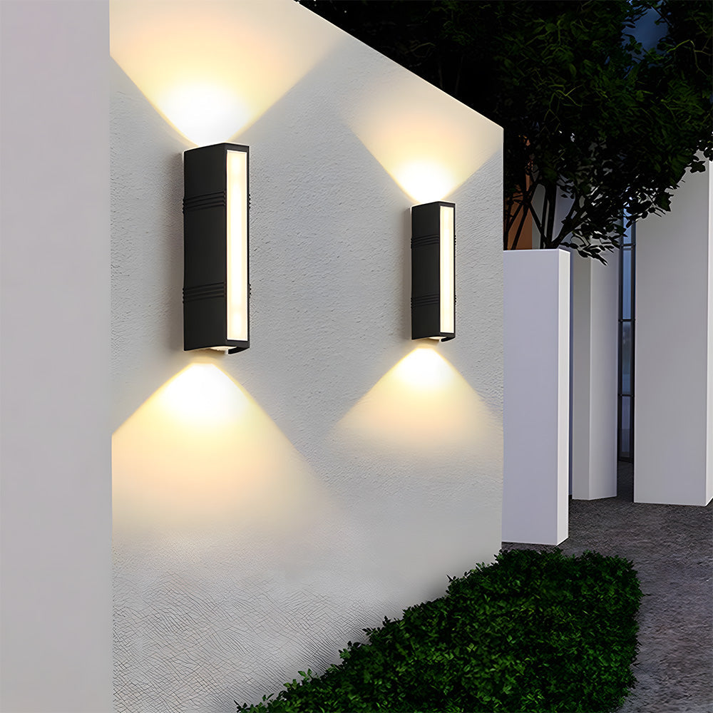 Wall Light Modern Outdoor Vertical LED Fixture