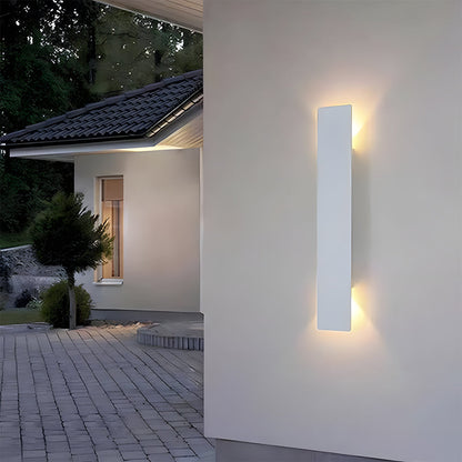 Outdoor Wall Light with Modern Waterproof Design
