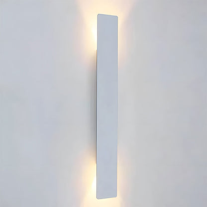 Outdoor Wall Light with Modern Waterproof Design