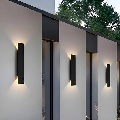Outdoor Wall Light with Modern Waterproof Design