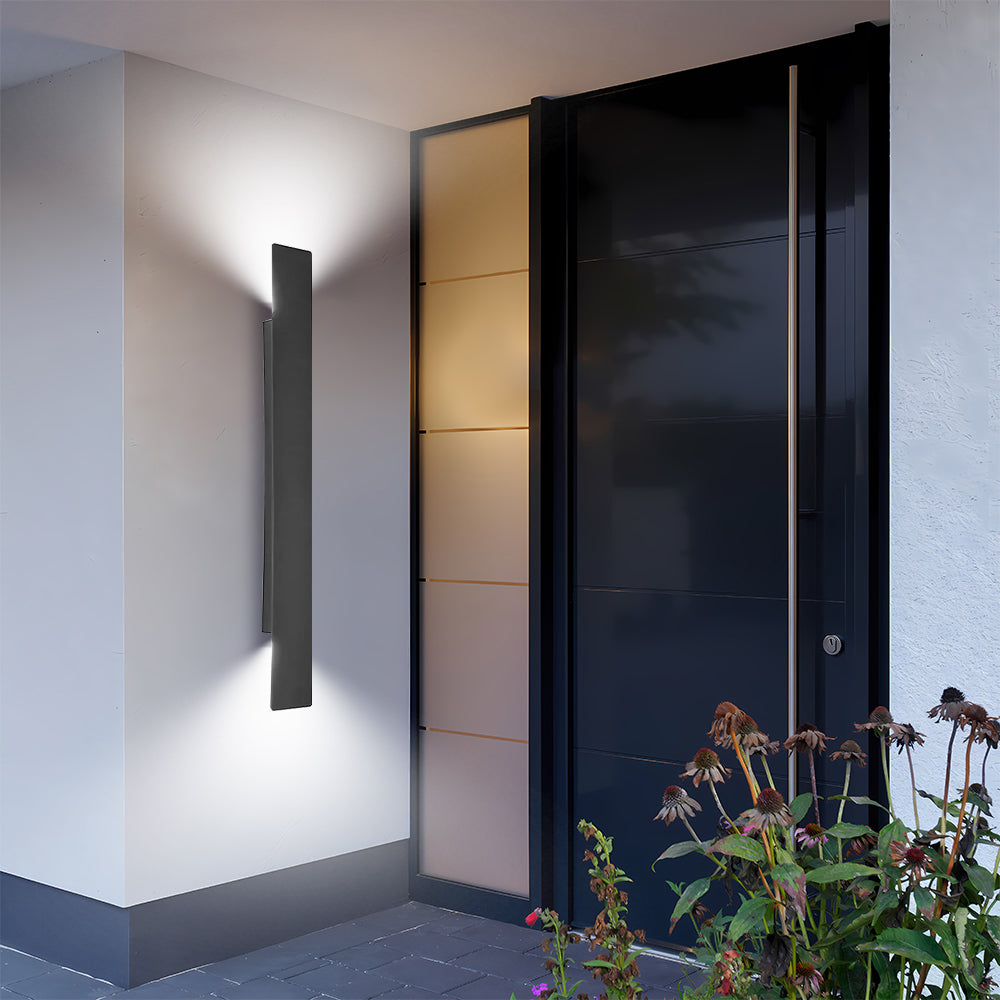 Outdoor Wall Light with Modern Waterproof Design